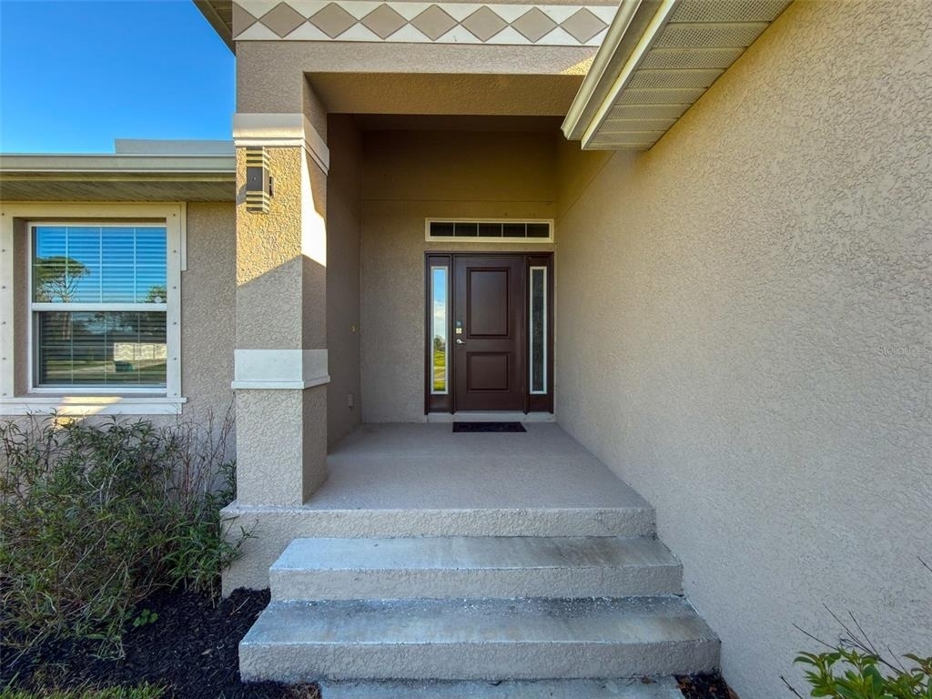 249 Rotonda Boulevard W - Photo 7