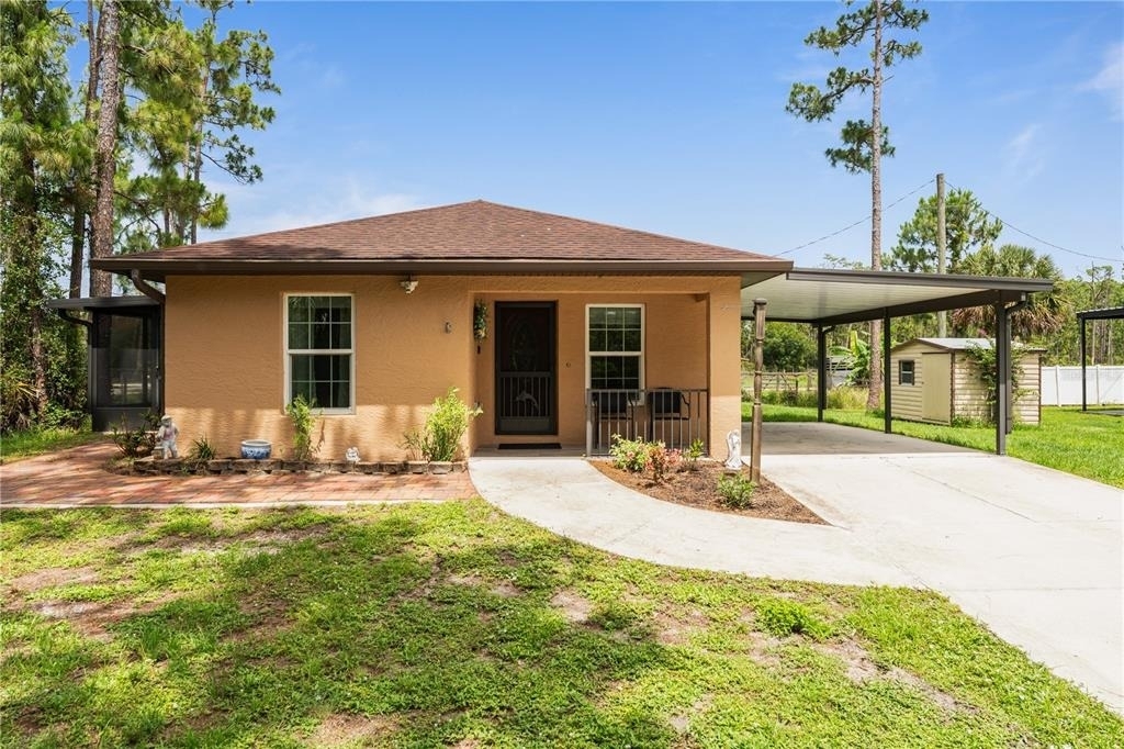 3241 Tropicaire Boulevard - Photo 1
