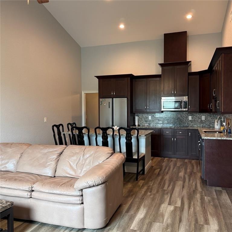 12201 Rosaro Avenue - Photo 2