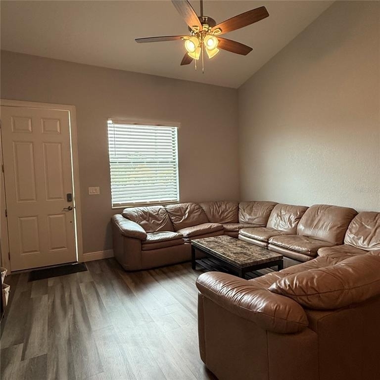 12201 Rosaro Avenue - Photo 6