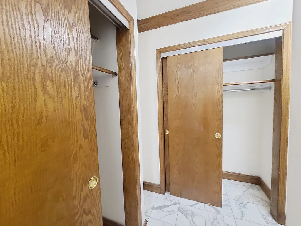 238 East 36th Street - Photo 5