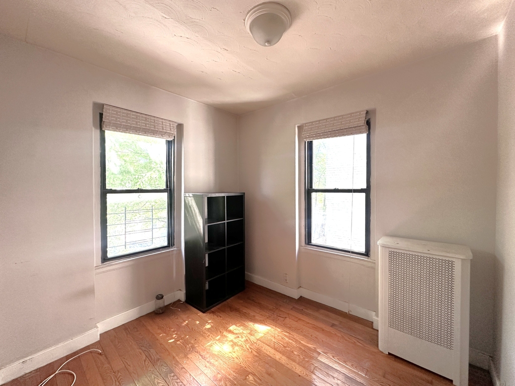 21-48 35th Street - Photo 7