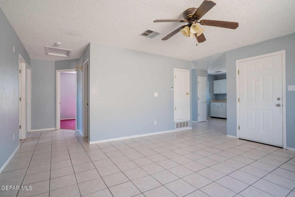 11924 Kings Guard Drive - Photo 8
