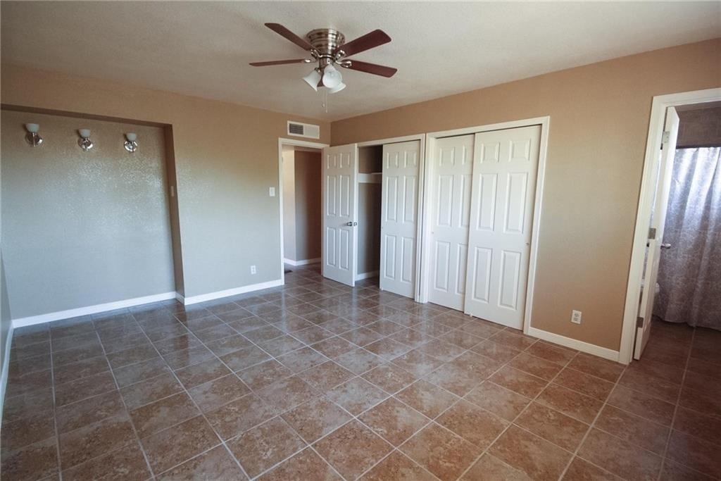 10804 Gloster Court - Photo 9