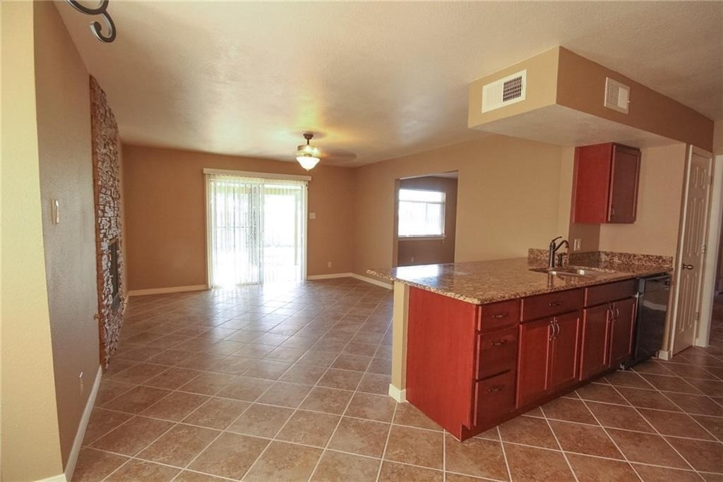 10804 Gloster Court - Photo 5