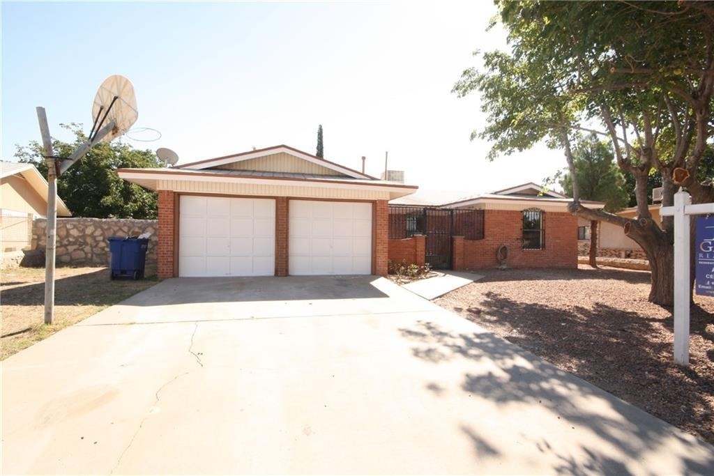 10804 Gloster Court - Photo 21