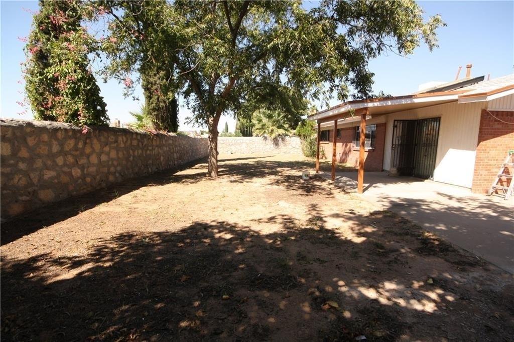 10804 Gloster Court - Photo 20
