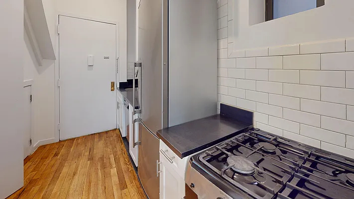 312 East 91st Street - Photo 9