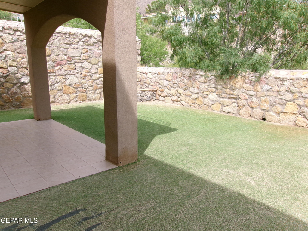 4704 Pistolero Lane - Photo 13