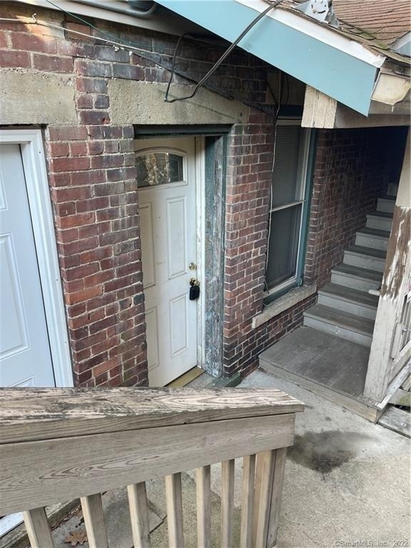 227 Howe Avenue - Photo 2