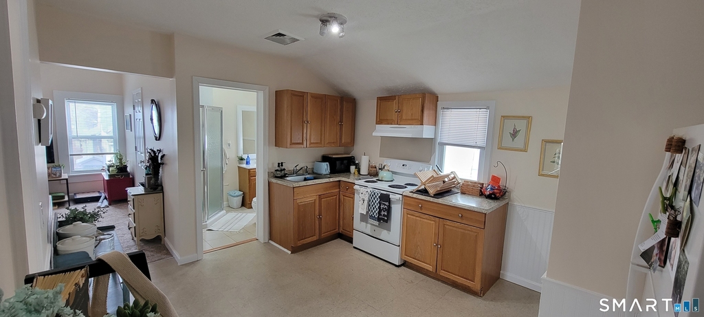 518 Midland Street - Photo 2