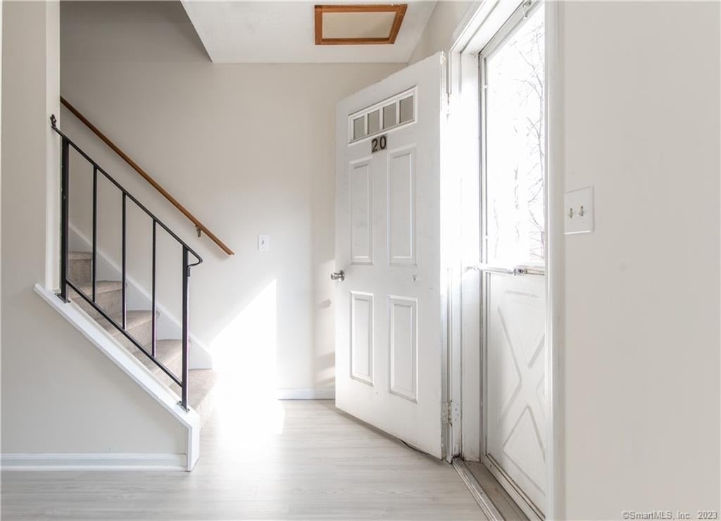 22 Maple Avenue - Photo 8