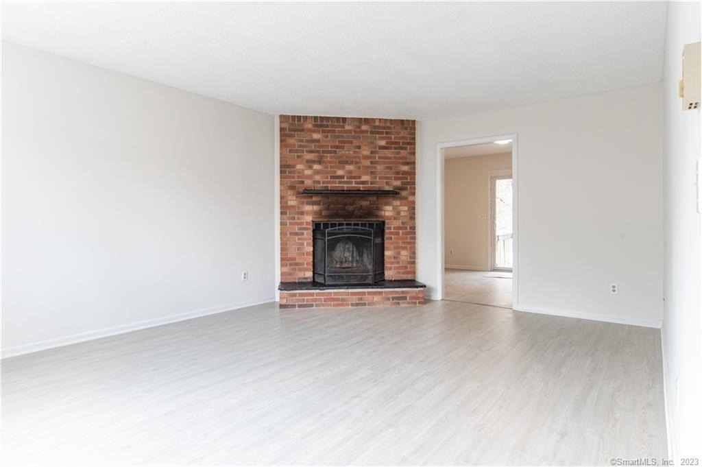 22 Maple Avenue - Photo 3