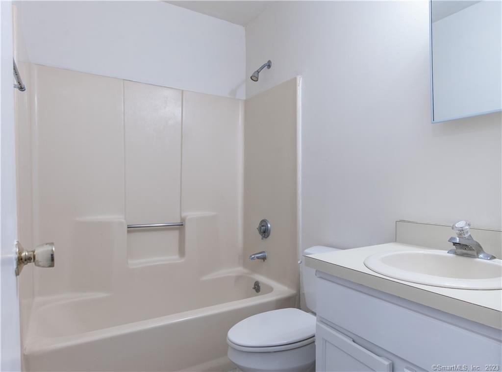 22 Maple Avenue - Photo 15