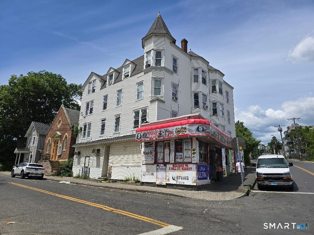 5 Hill Street - Photo 0
