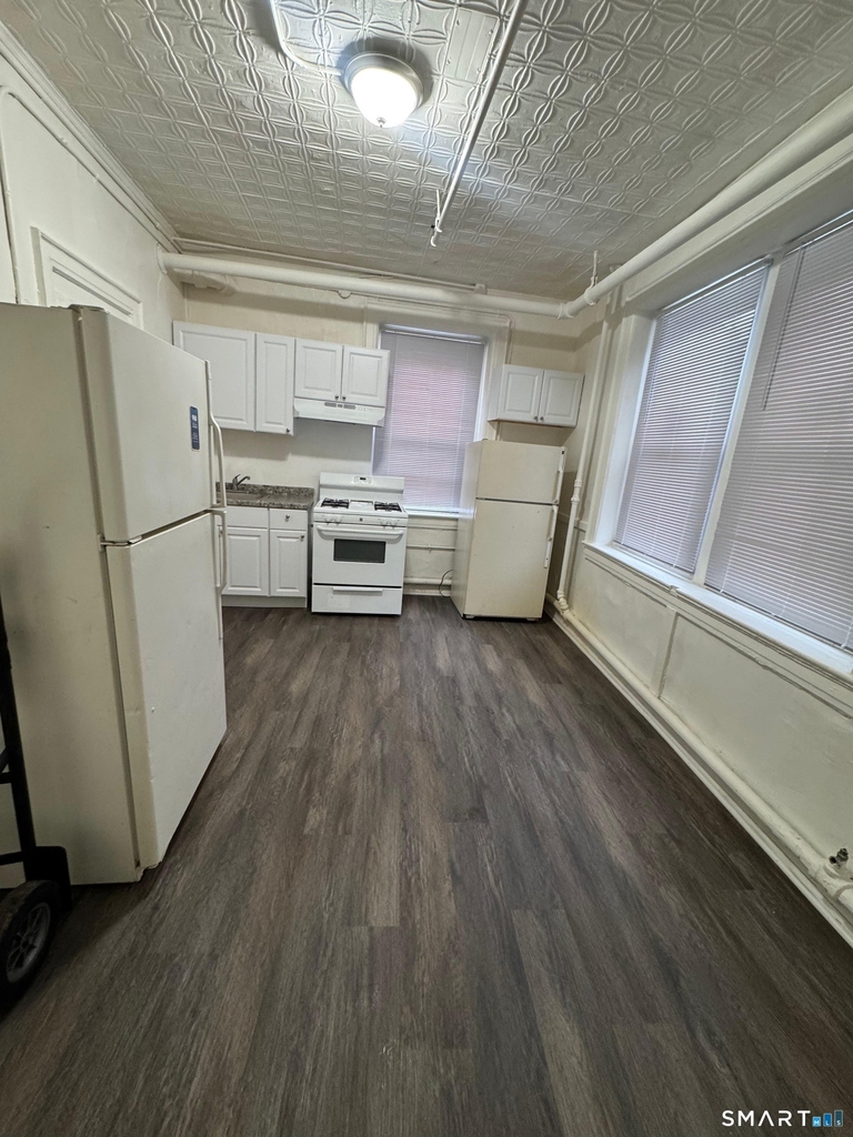 86 Pequonnock Street - Photo 0