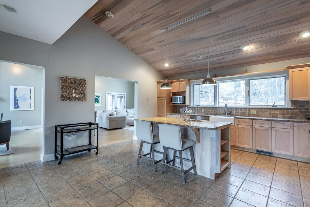 8 River Bend Lane - Photo 5