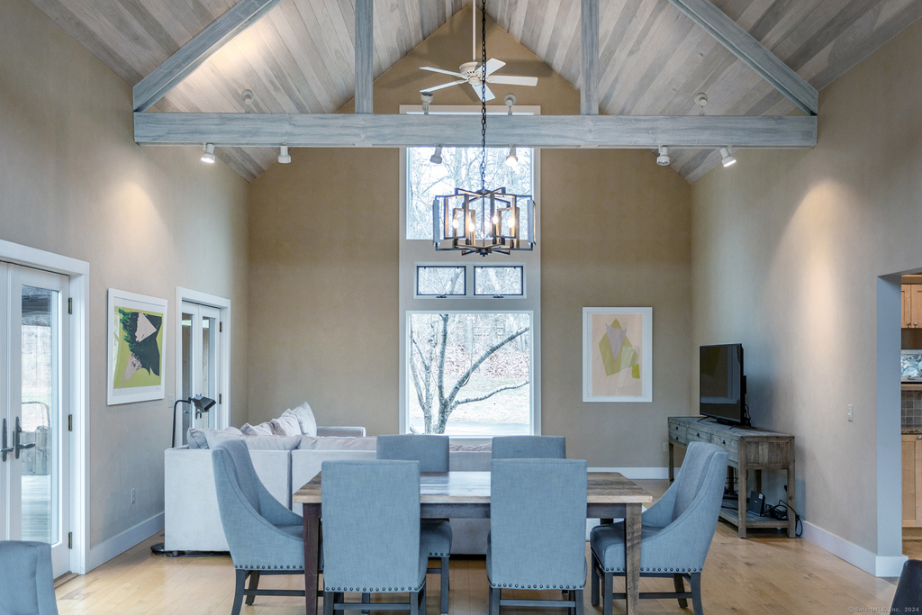 8 River Bend Lane - Photo 3