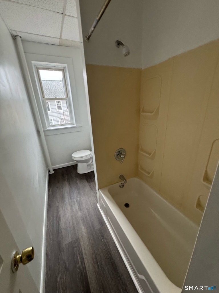 404 Charles Street - Photo 2