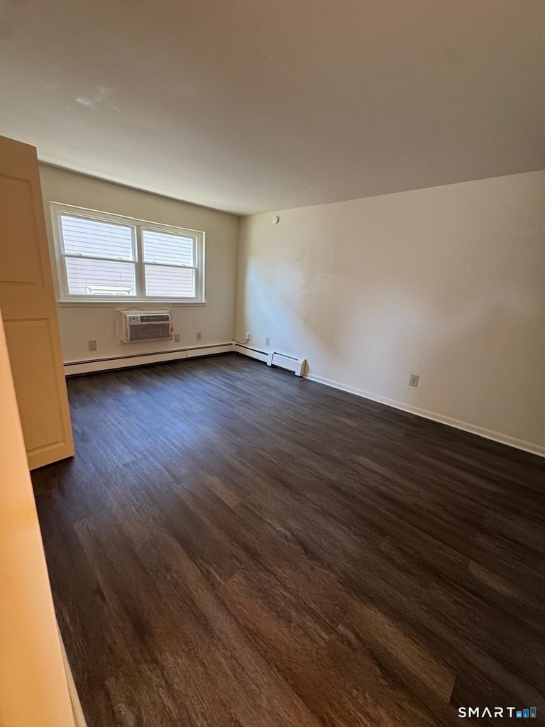 70 Mckinley Avenue - Photo 0