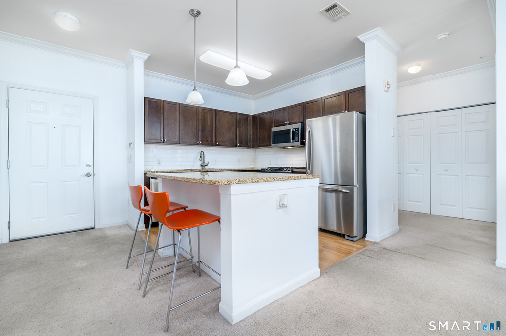 850 Main Street - Photo 5