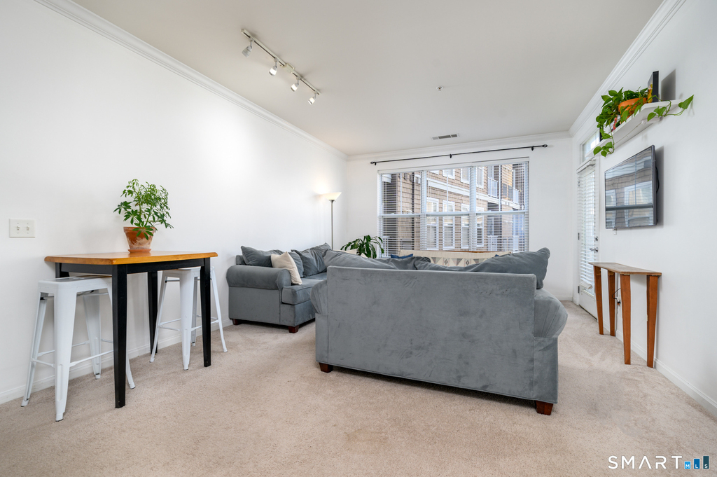 850 Main Street - Photo 2