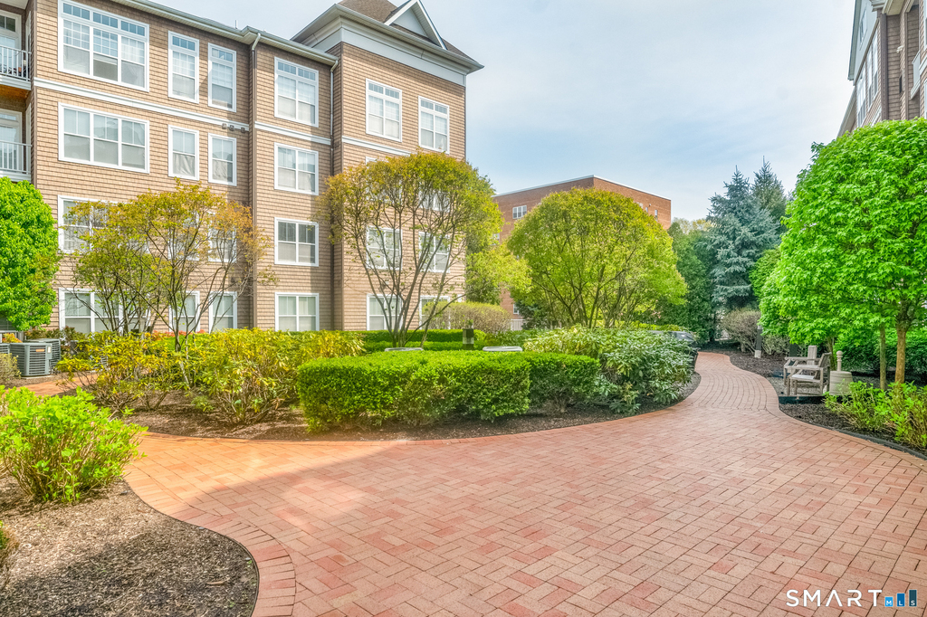 850 Main Street - Photo 16