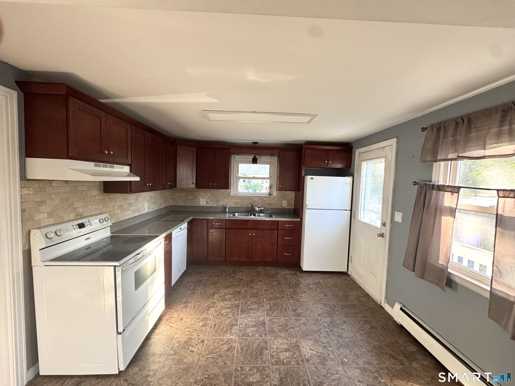 482 Ash Drive - Photo 5