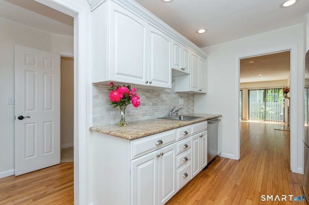 33 Strathmore Lane - Photo 18