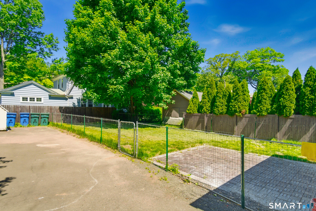 30 Coram Street - Photo 11