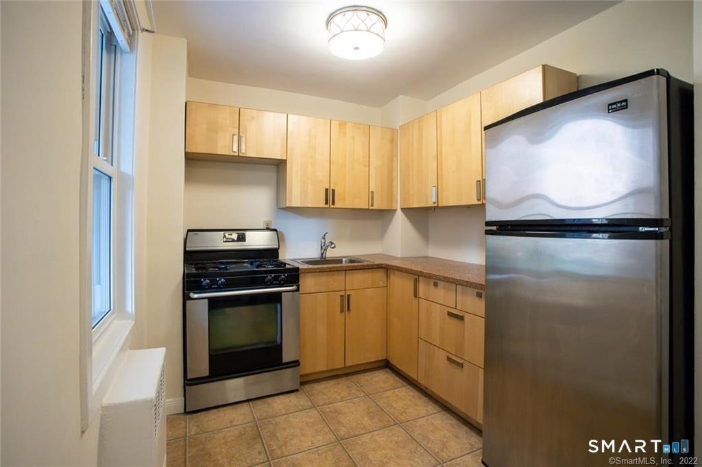 700 Summer Street - Photo 1