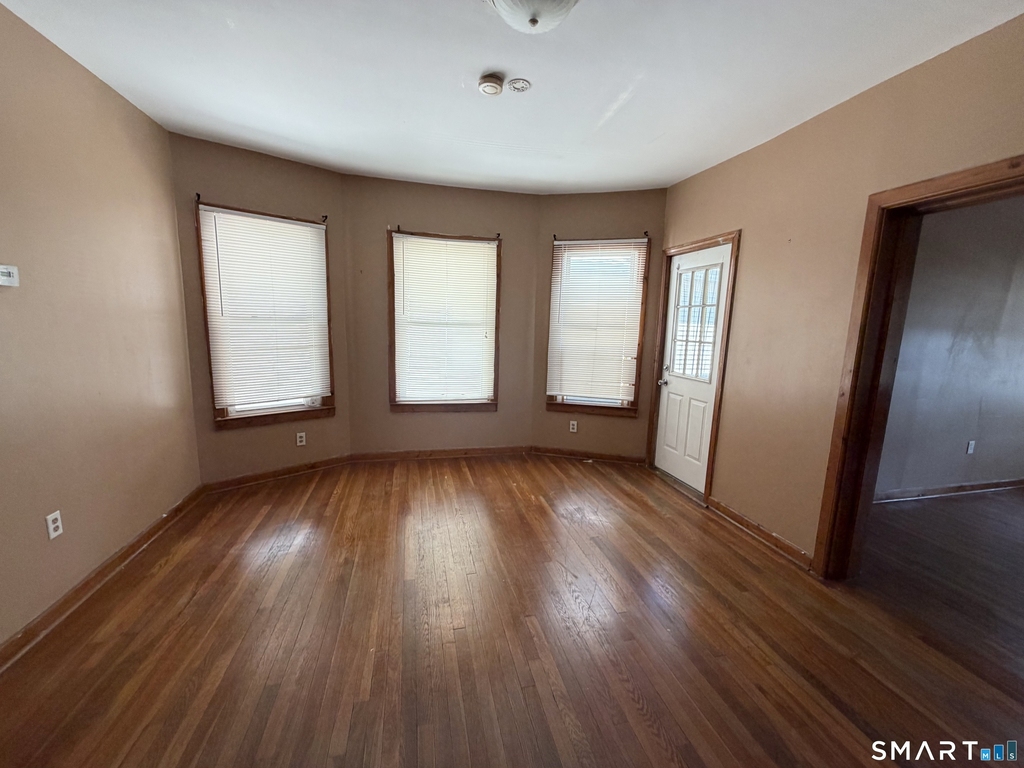 1662 Fairfield Avenue - Photo 1