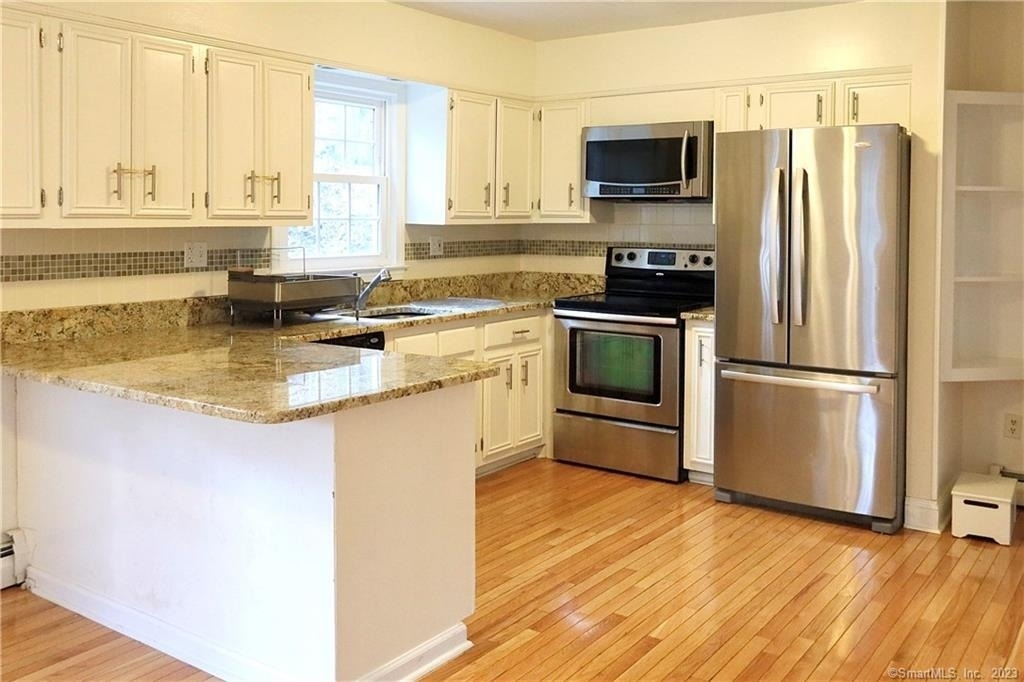 16 Dawn Lane - Photo 4
