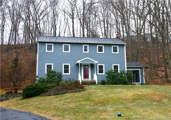 16 Dawn Lane - Photo 0
