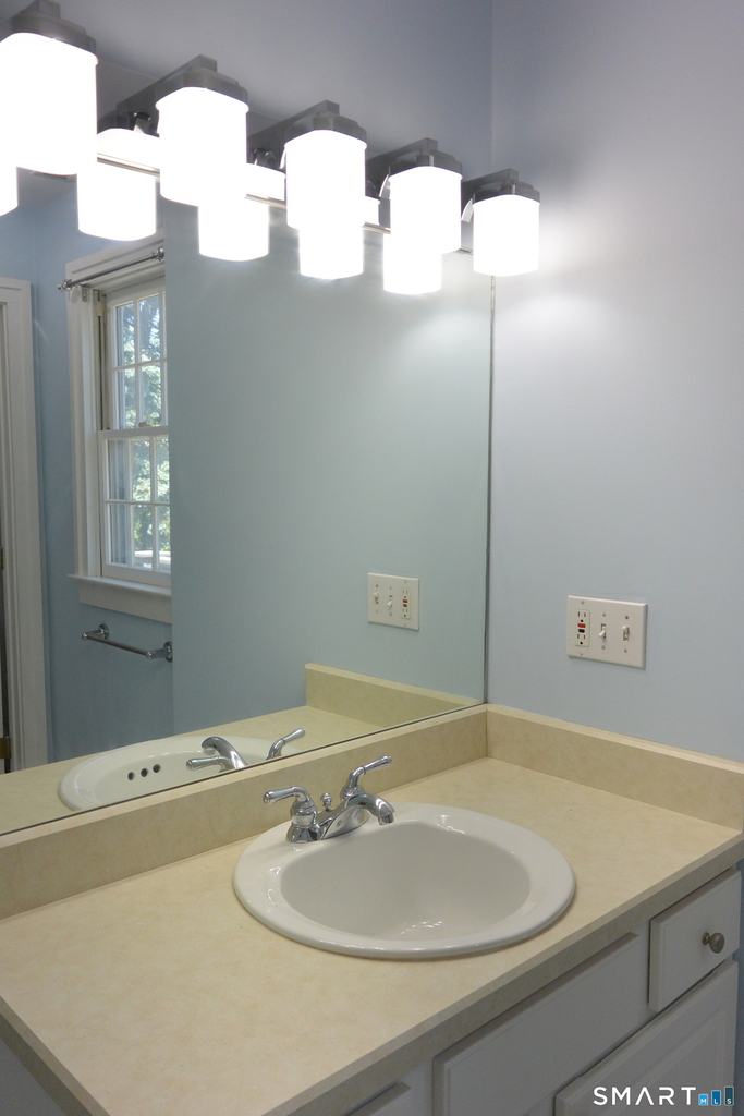 83 South Avenue - Photo 12