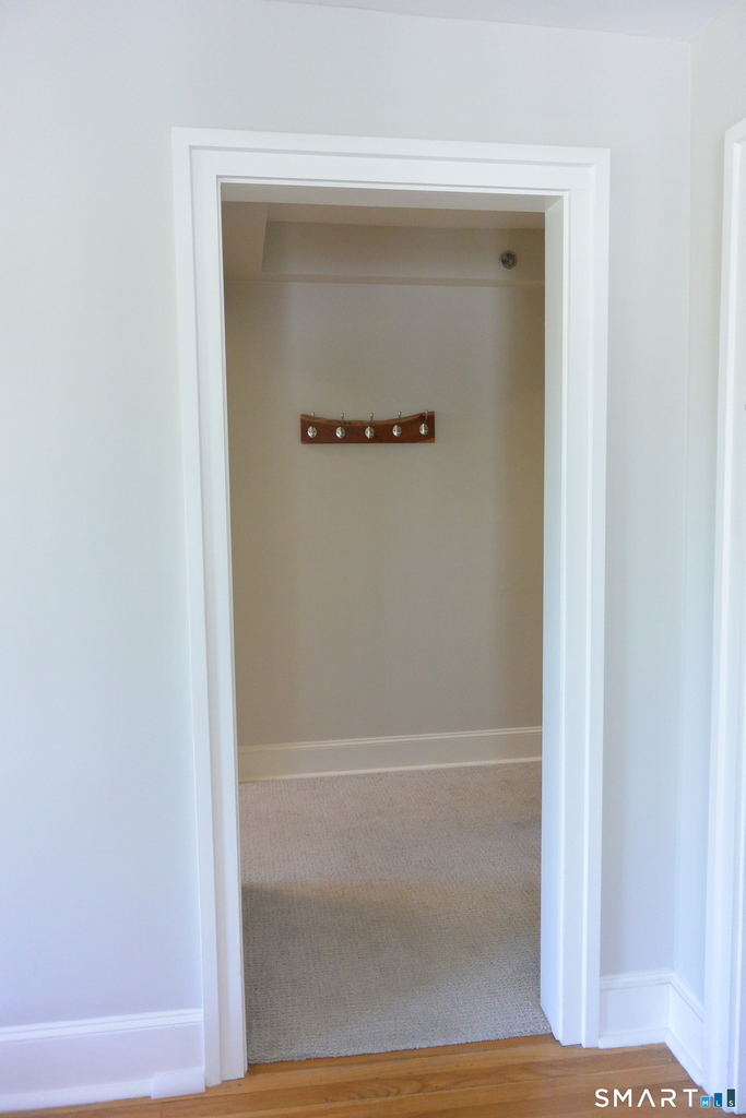 83 South Avenue - Photo 14