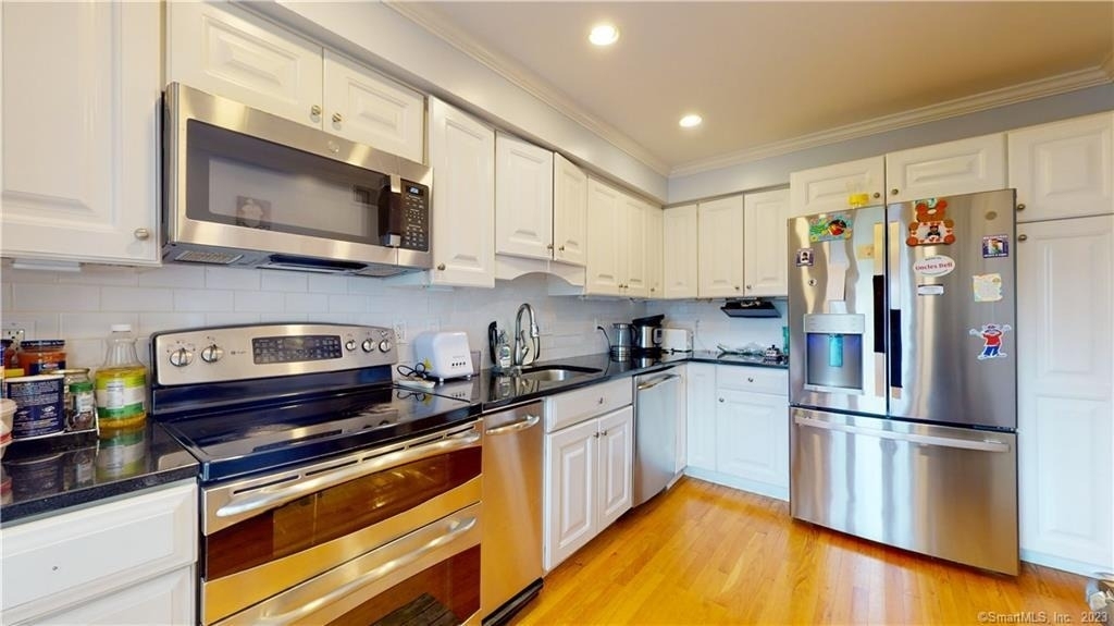 130 Forest Street - Photo 7