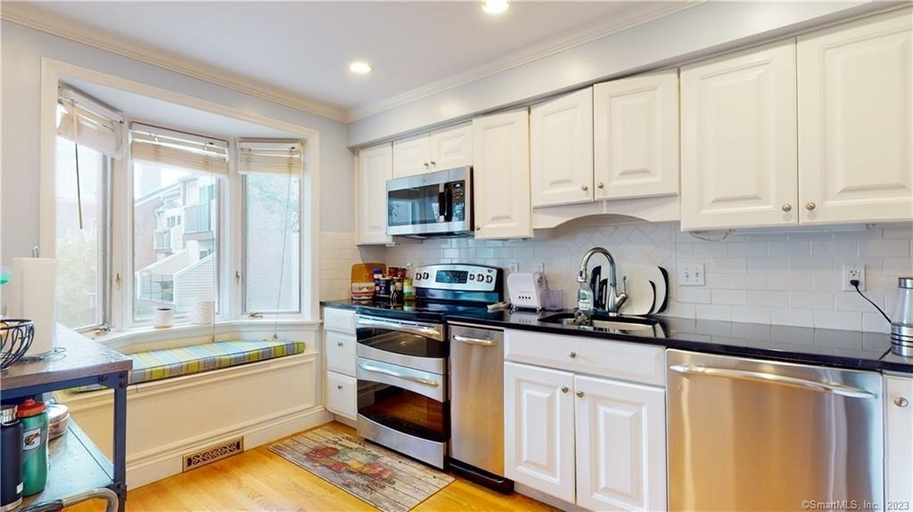 130 Forest Street - Photo 6