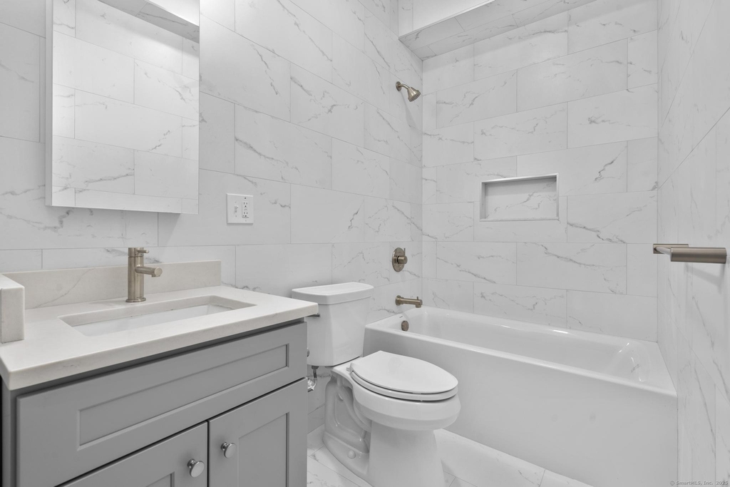 1546 Chapel Street - Photo 5