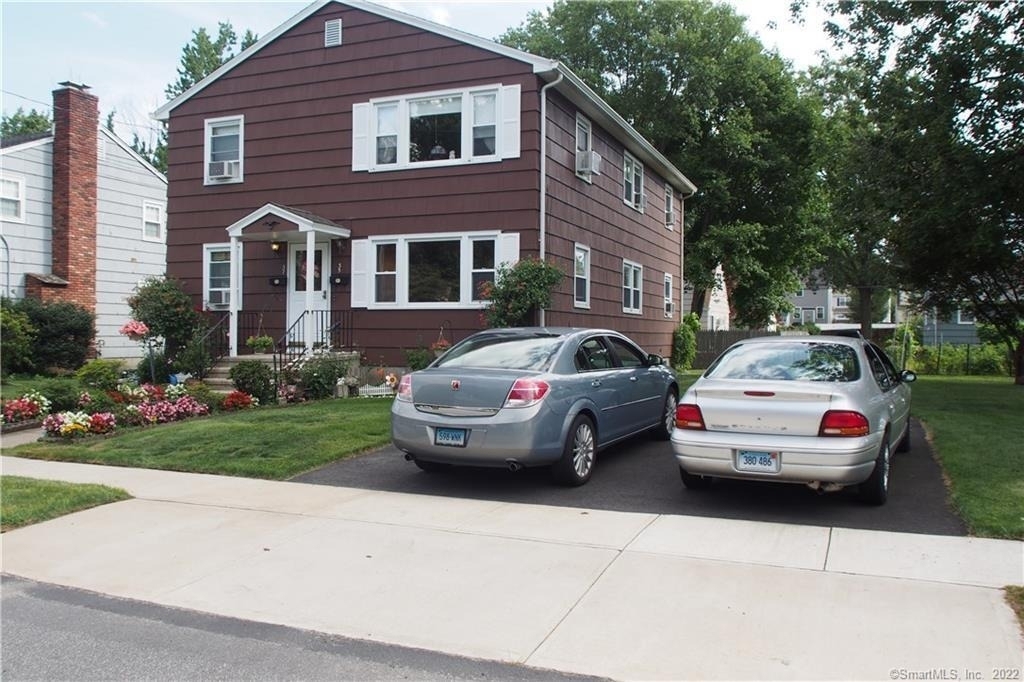 35 Warsaw Street - Photo 0