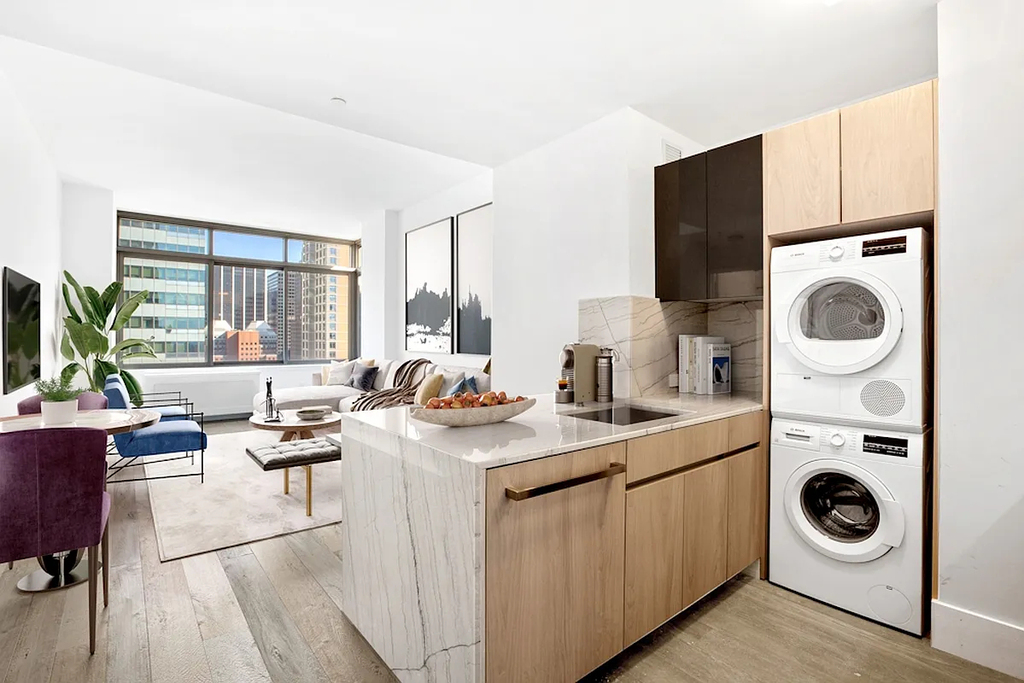 West 47th Street - Photo 1