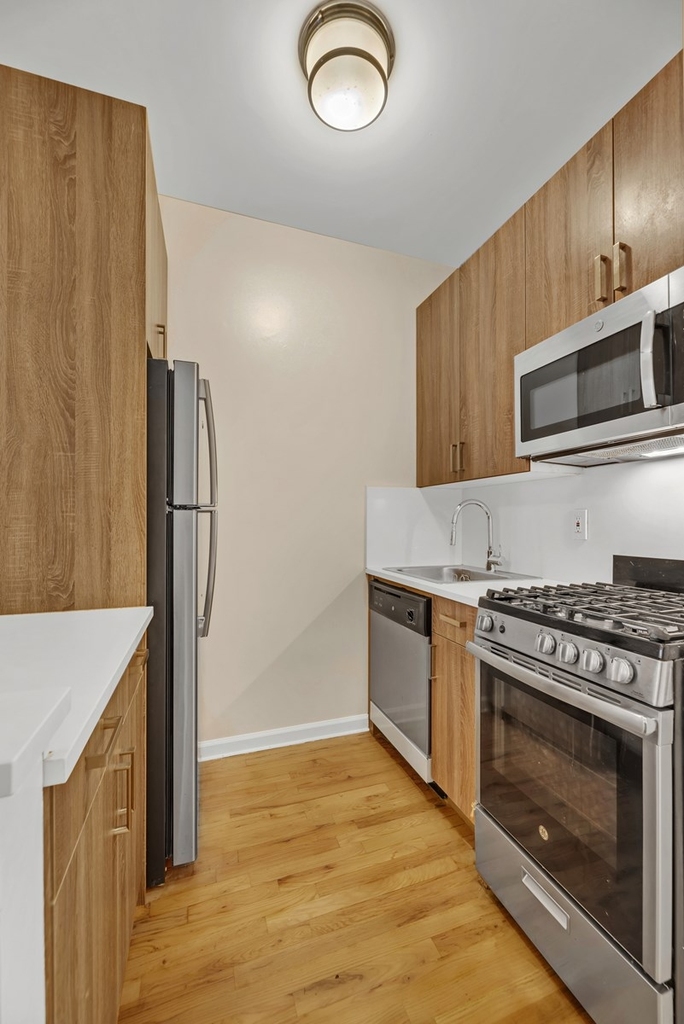1167 Second Avenue - Photo 3