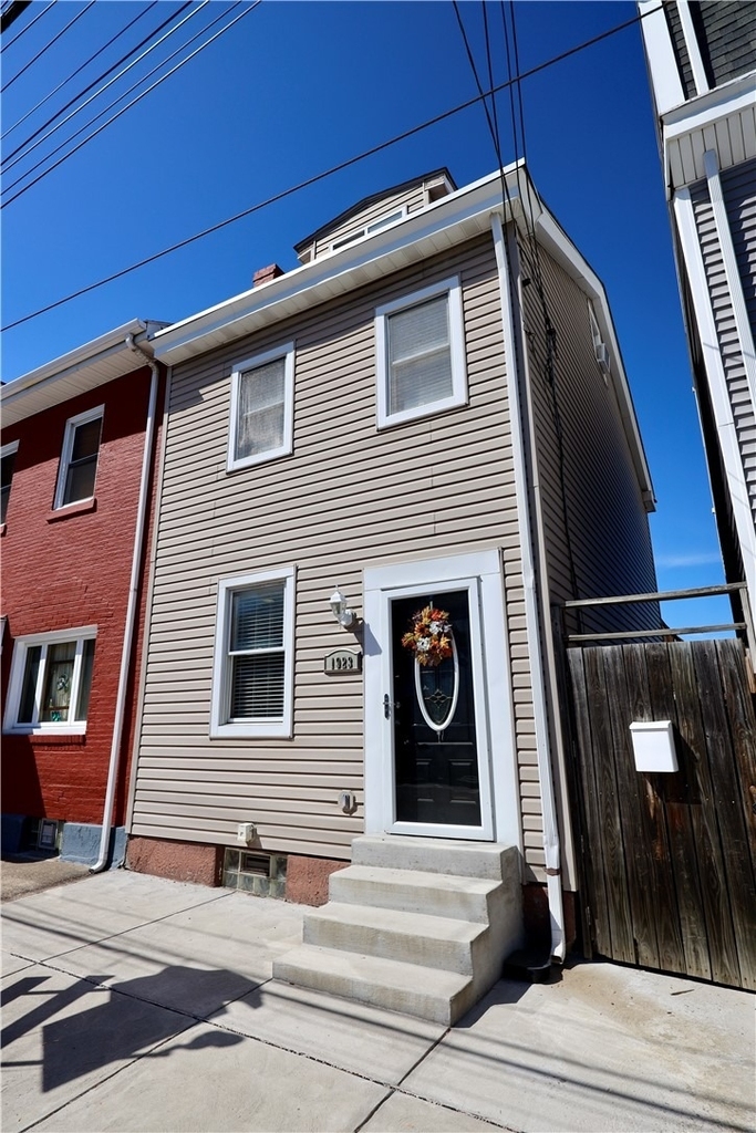 1923 Wharton St - Photo 3
