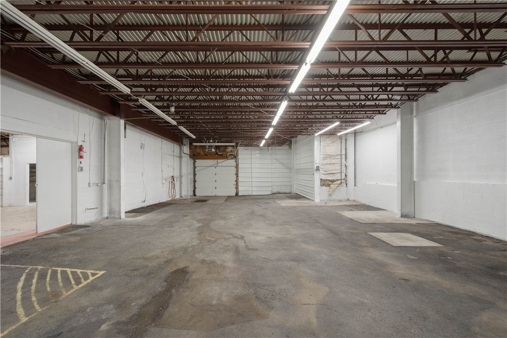 6027 National Pike - Photo 30