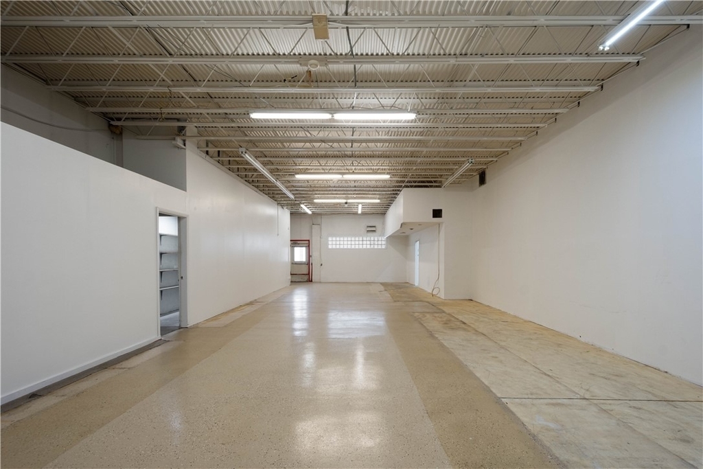6027 National Pike - Photo 23