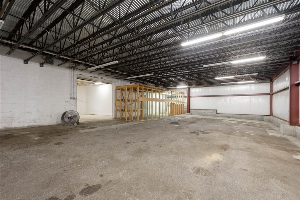 6027 National Pike - Photo 32