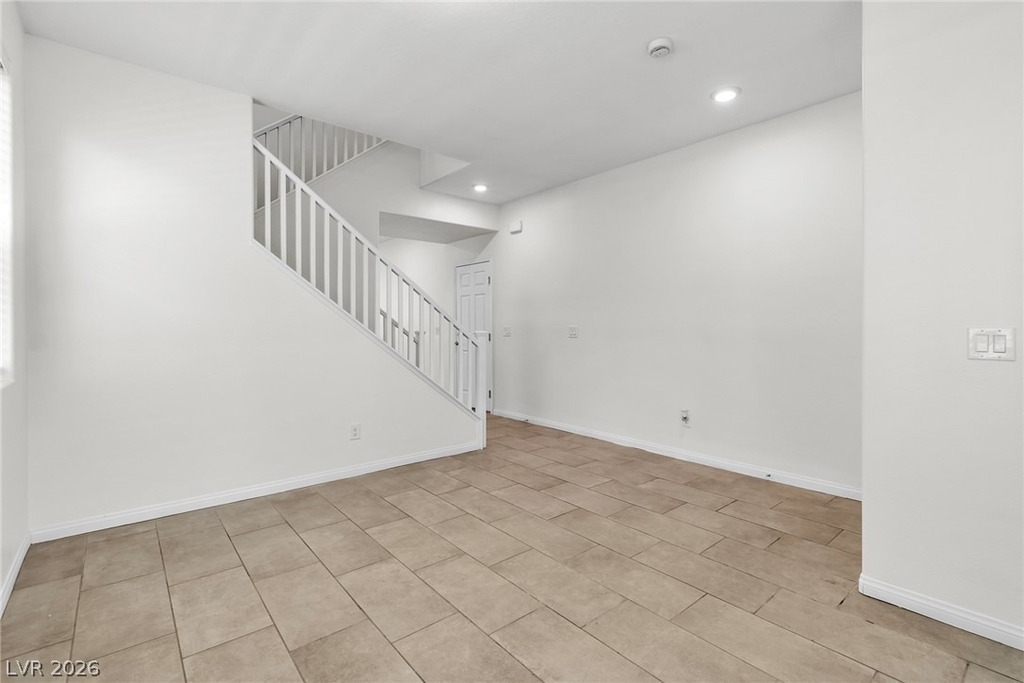 5344 Jade Crystal Avenue - Photo 30