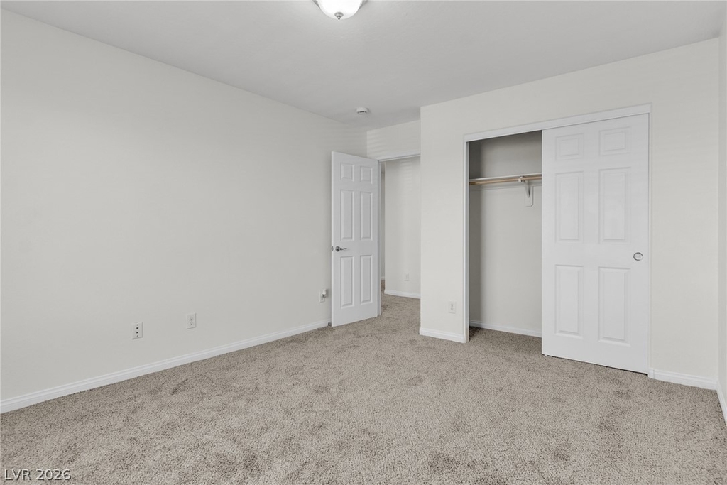 5344 Jade Crystal Avenue - Photo 19