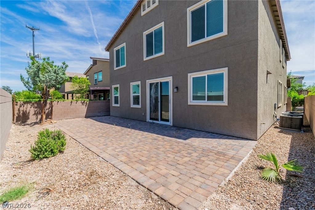5344 Jade Crystal Avenue - Photo 22