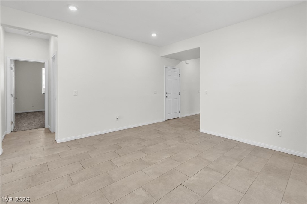 5344 Jade Crystal Avenue - Photo 35